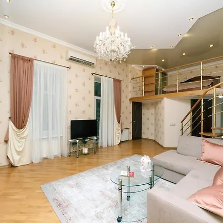 Stylish Two-level Flat 2 Min From Khreschatyk