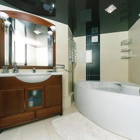 Stylish Two-level Flat 2 Min From Khreschatyk * Kiev